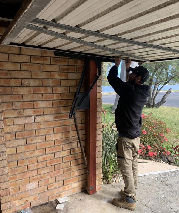 garage door repairs central coast