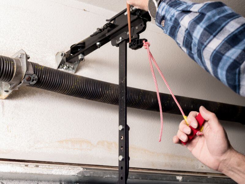 common garage door problems
